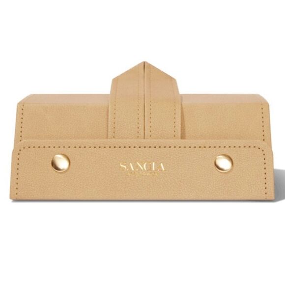 NEW … SANCIA Sunglass Holder - Picture 1 of 8